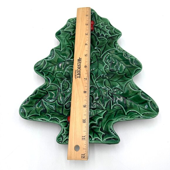 Ceramic Christmas Tree-Shaped Decor With Holly & Berries Design Green & Gold Fin - Picture 10 of 13
